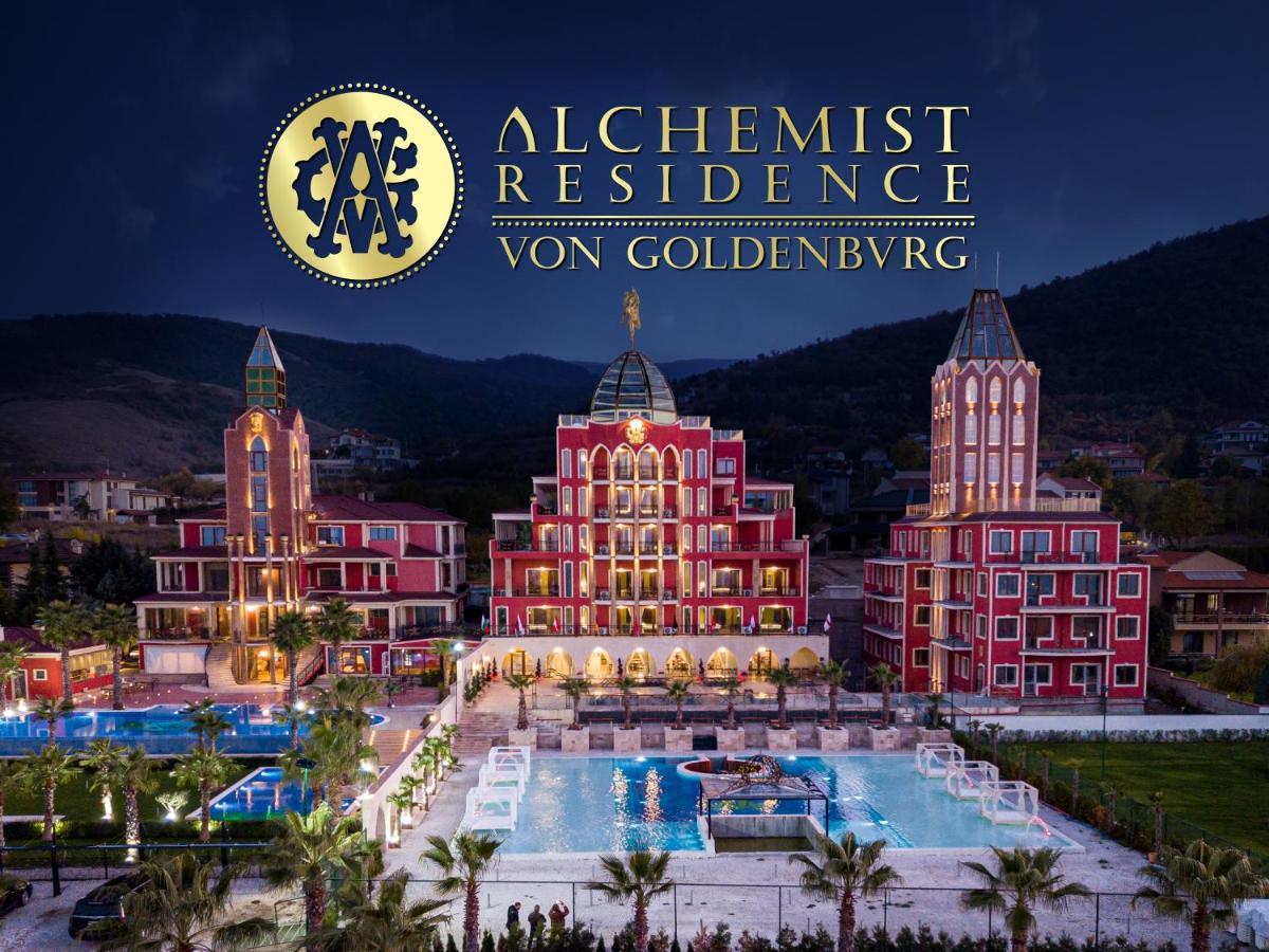 Alchemist Residence Von Goldenburg Belashtitsa Extérieur photo