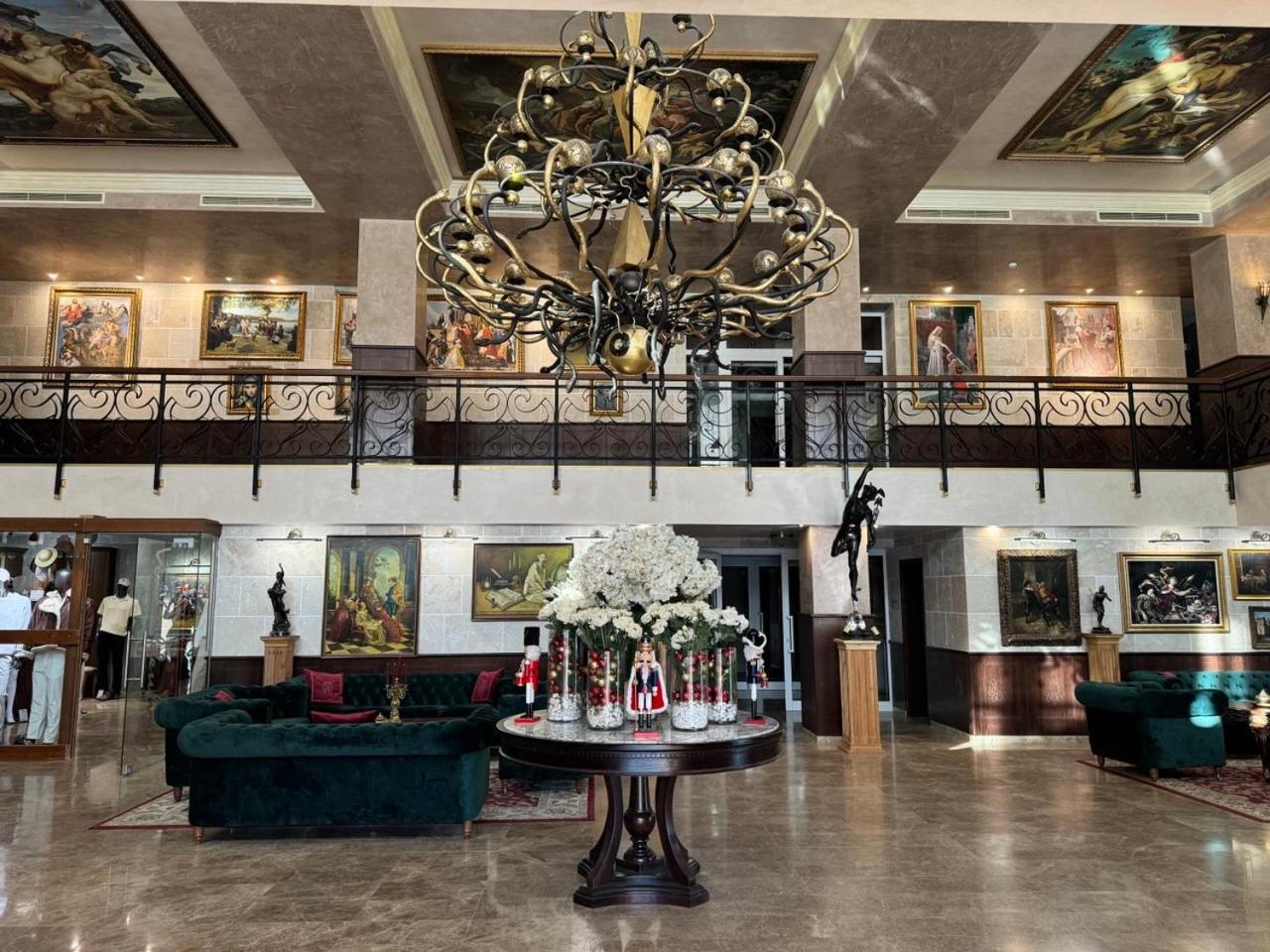 Alchemist Residence Von Goldenburg Belashtitsa Extérieur photo
